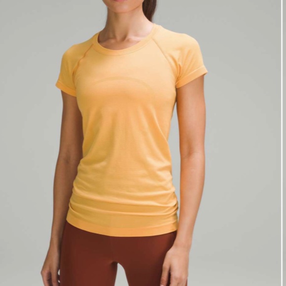 Lululemon Swiftly Tech Short-Sleeve Shirt 2.0 Mango Dream / Mango Dream Size 6 - Picture 1 of 4
